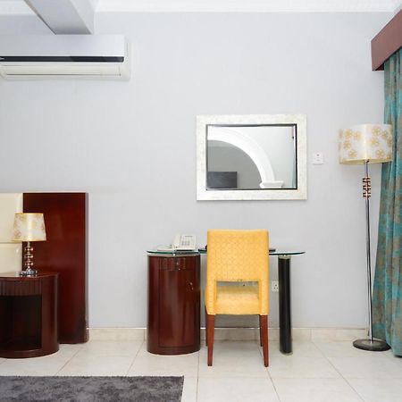 Mendiata Hotel Akra Zewnętrze zdjęcie